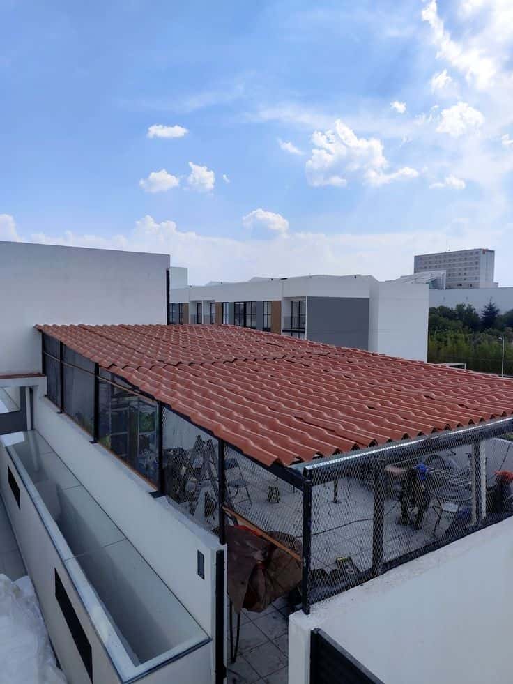 Roof Room